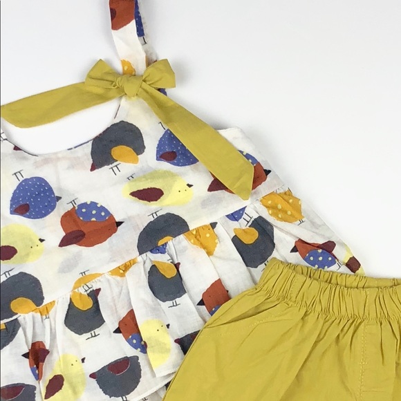 Bird Print Ruffled Top And Short Set - Picture 3 of 4